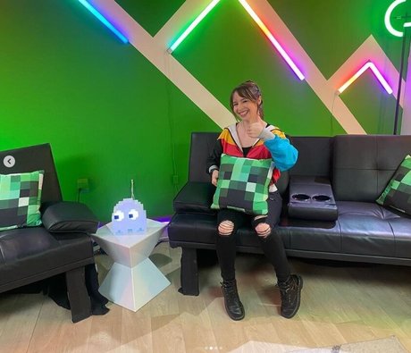 Chelsea Cook xxx pornstar galleries