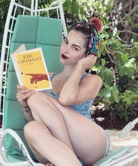 Paty Cantu free star photos