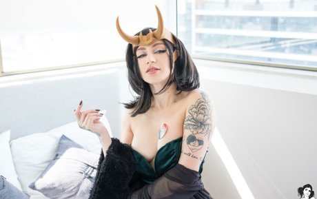 Hilo Suicide porn star gallery