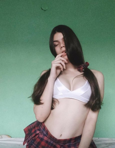 Acronica adult model gallery