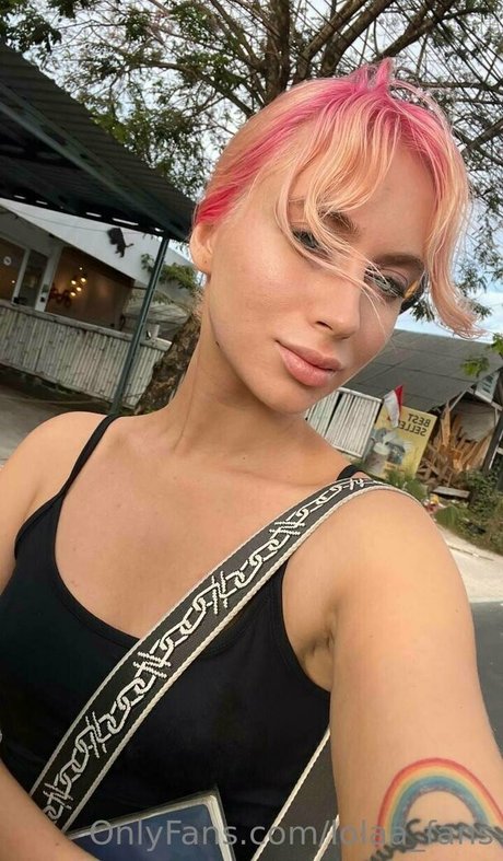 lolaa fansvip adult model photos