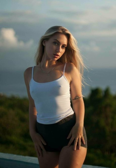 lolaa fansvip star top picture