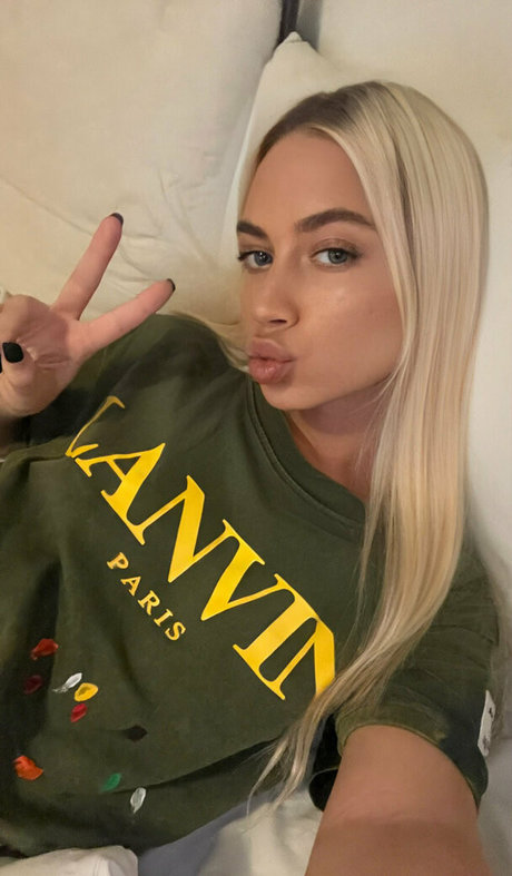 lolaa fansvip actress img