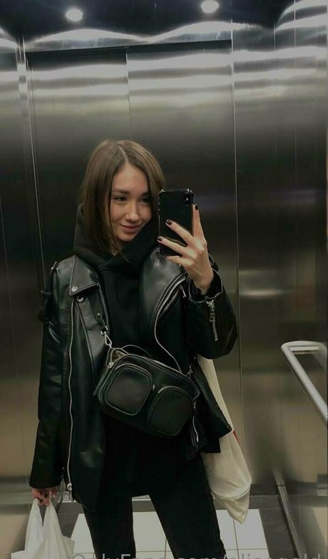 alisegold model best pics