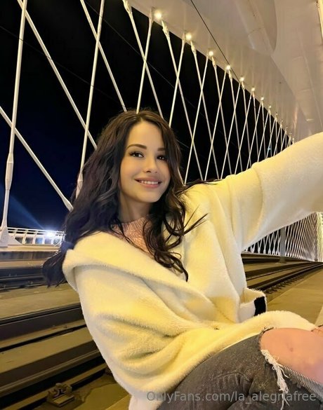 south onlyfans beautiful naked images