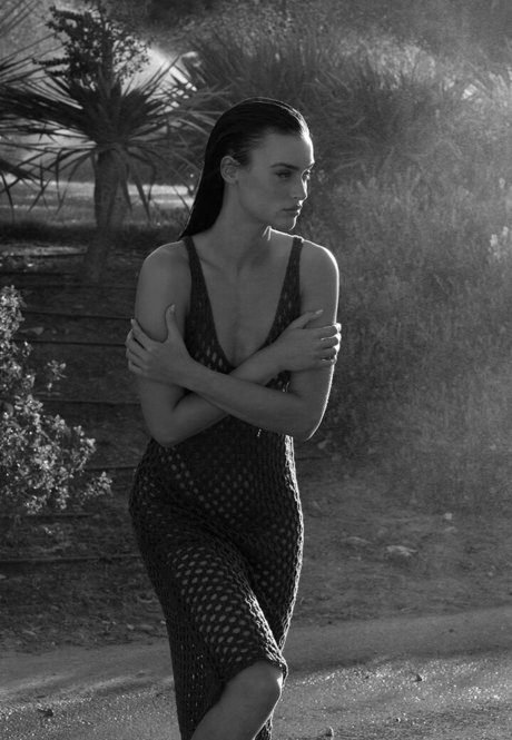 Karin Simanovski sex model photo