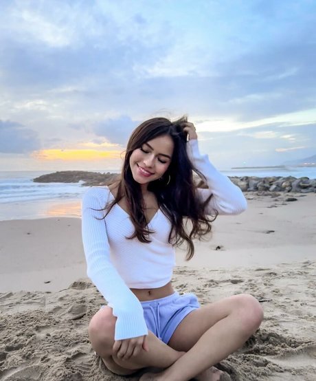 Chloe Marquez hot star photos