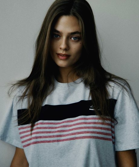 Alexandra Moskaleva pretty actress image