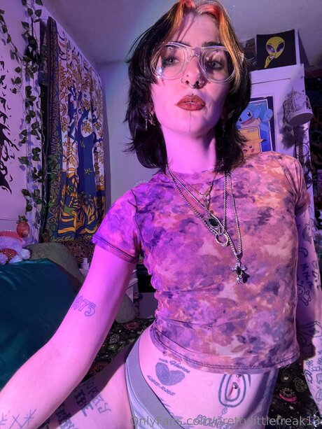 prettylittlefreak13 pornstar gallery