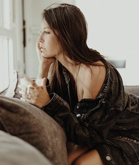 Agam Azulay porn model pictures