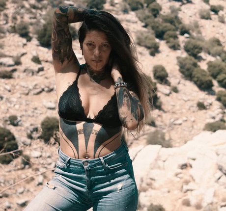 Bar Shachar model sexy photo