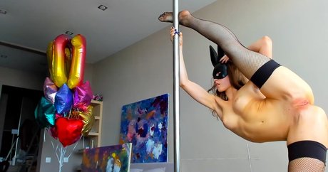 _Meganmeow_ model free photo