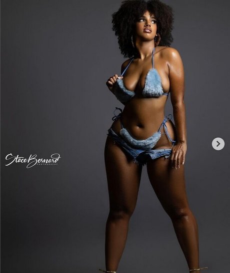 thetayaamarie pretty model pics