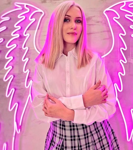 Una Fairy hd actress archive