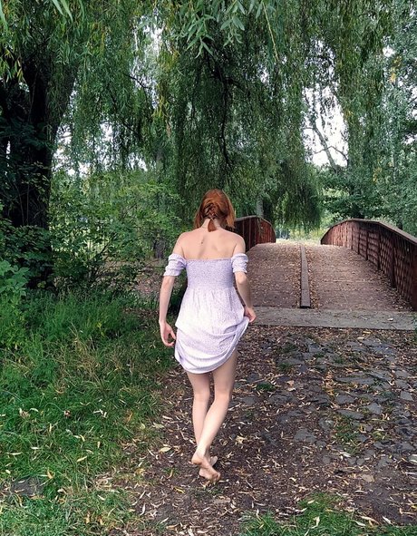 squirt teen onlyfans beautiful porn pic