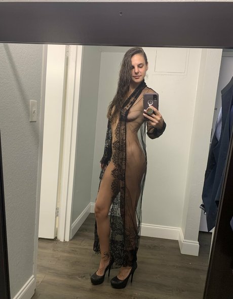 adreagon pornographic star photo