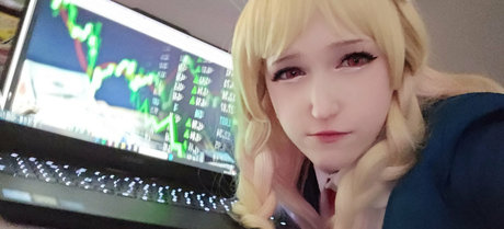 Tenshivenus model erotic pic