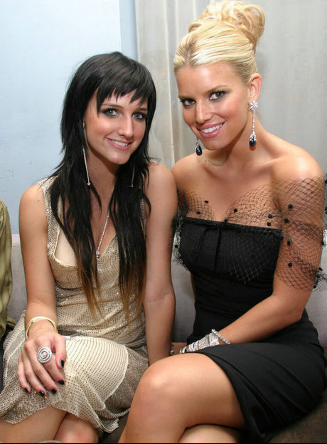 Ashlee Simpson Ross star free images