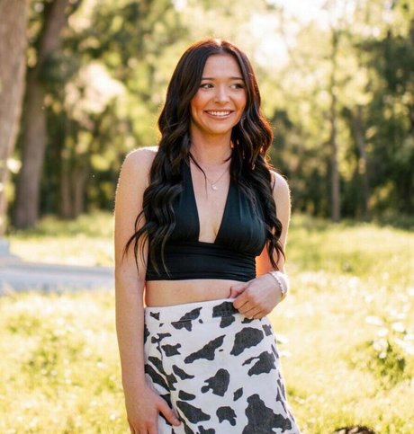 megreilyy exclusive pornstar image