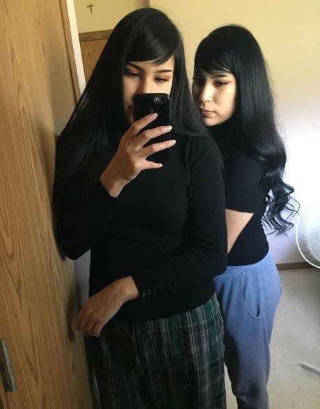 Latina Twin Sisters beautiful model photo