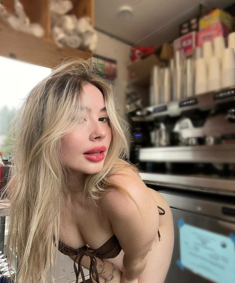 Baristades naked pornstar photo