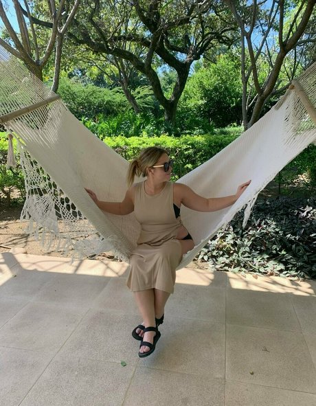 yournurse amber free model archive