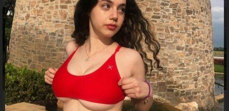 Gali Golan nude actress img