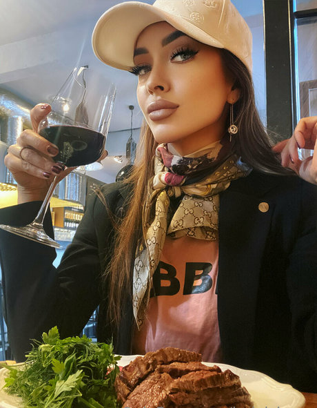 ladyjsinner top model pics