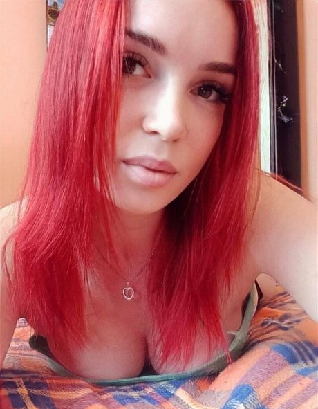 big tits skinny onlyfans erotic photo