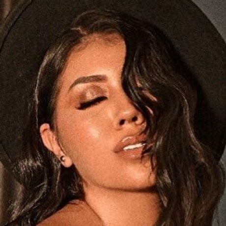 Charlote Rouge top model gallery