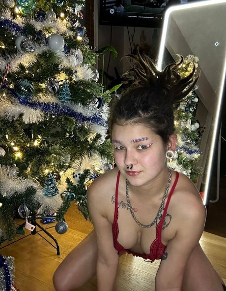 venus kittyxo nude model img