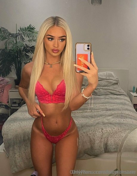 nicolemarie star naked pic