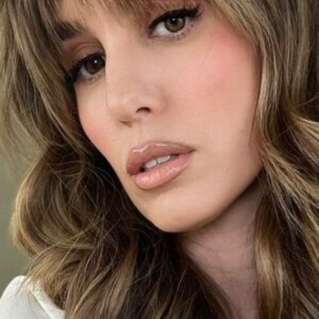 Christy Carlson Romano porn actress gallery