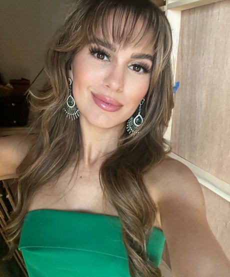 girlfriend onlyfans hot naked picture