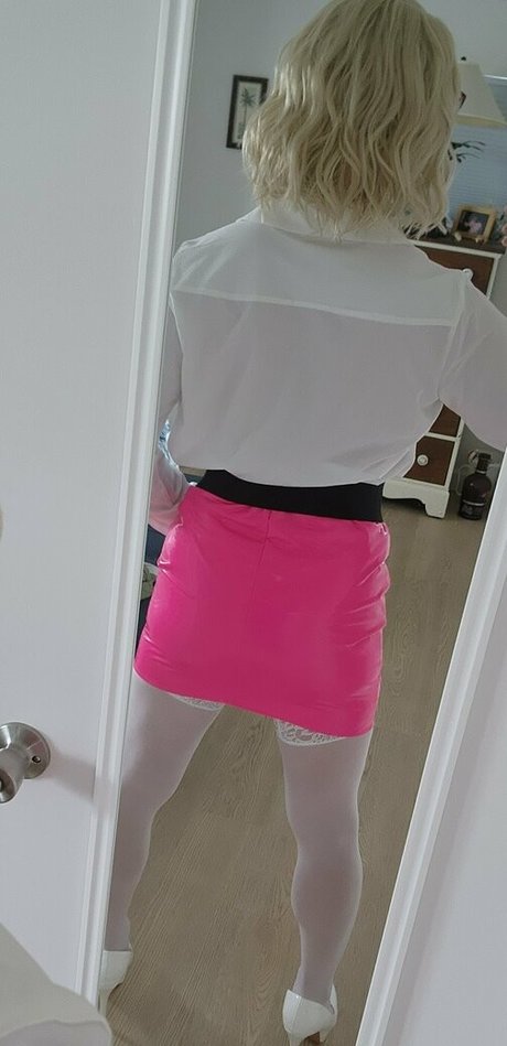 cassandralovit nudes model image