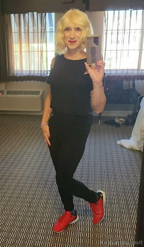 cassandralovit model porn picture