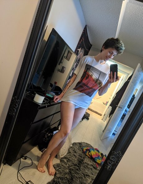 little miss kiro nude pornstar image