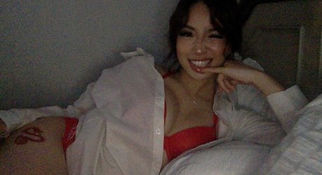 Harmonee Yang pornstar hd pic