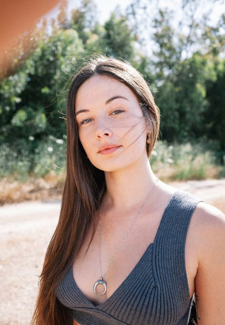 Noa Pery pretty model archive