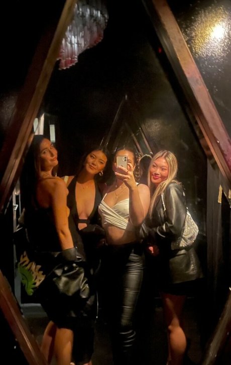 Otilia Danalache naked star pics