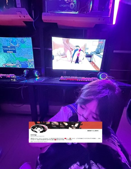 SS95577233 sexy pornstar image