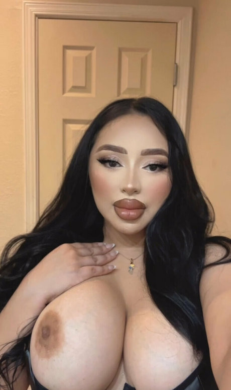 Eunice Garcia model hot archive