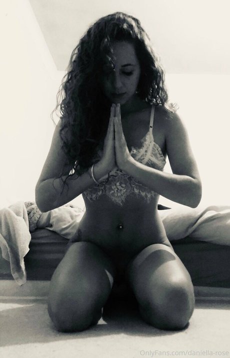 beautiful shemale onlyfans nice images