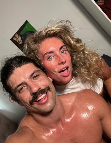 Bonnie Blue xxx pornstar galleries