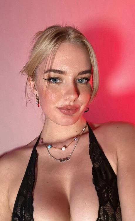 mercy 15k pornstar high quality img