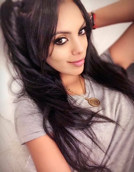 katrinamorenofree hot model img