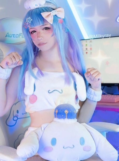 Haltsmanu hot model pictures