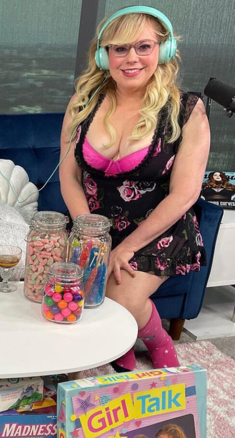 Kirsten Vangsness pornstar beautiful galleries