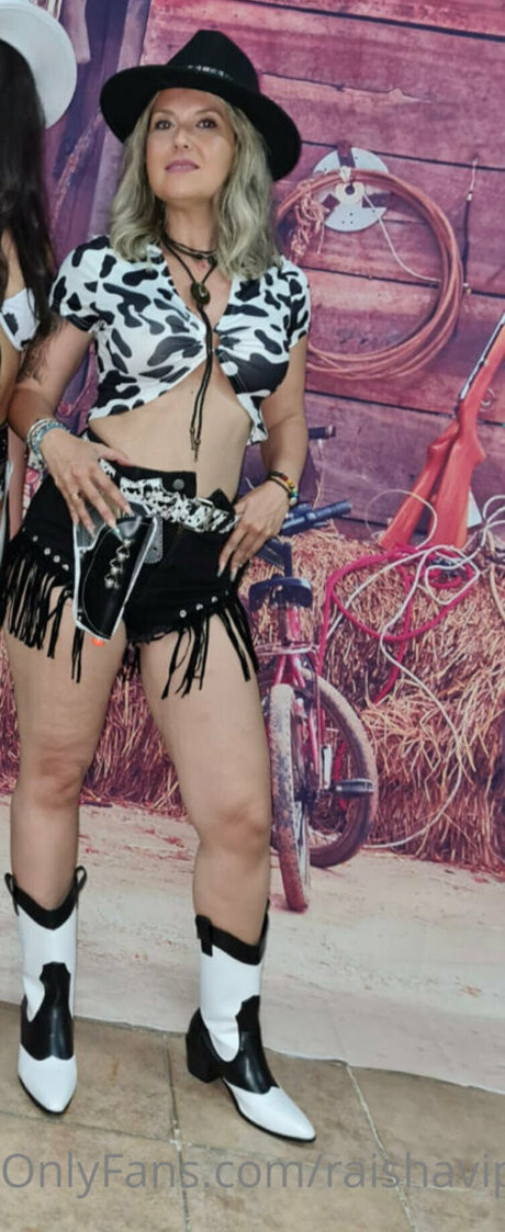 raishavip pretty model pictures