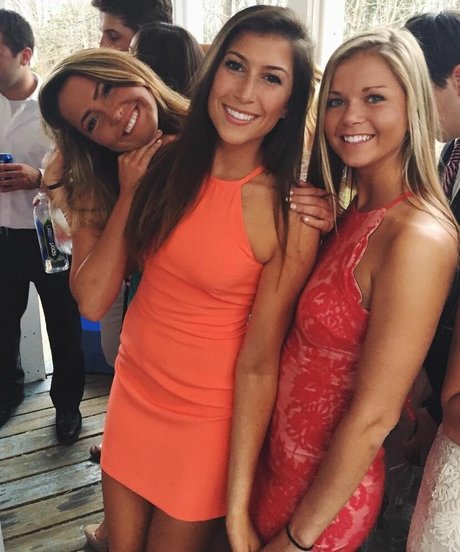 Lindsay Hydorn star top photos